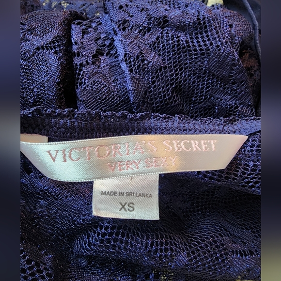 Victoria's Secret Very Sexy Lingerie - Picture 5 of 6